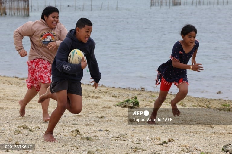 Magnitude 6.9 quake hits Tonga as Pacific leaders meet